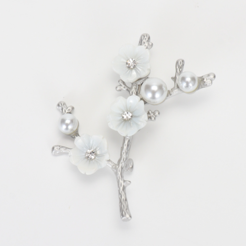 Pearl Flowers Brooch