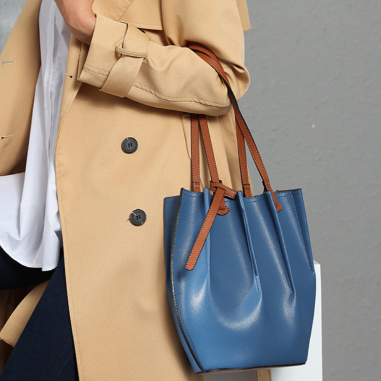 Axelle Shoulder Bag